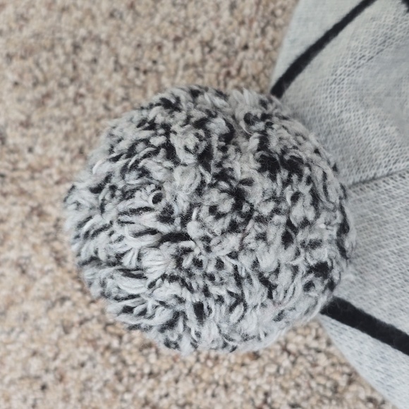 Rag & Bone winter hat - Picture 2 of 7